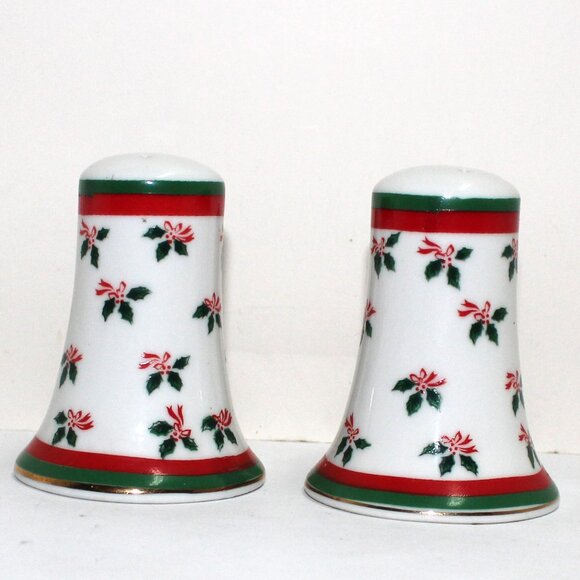 Lefton Christmas Theme Salt and Pepper Shakers With Stoppers - Picture 2 of 13